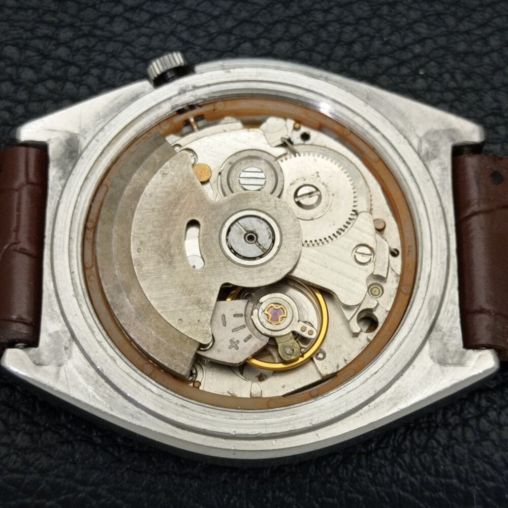 Vintage 1993 Seiko Automatic Mens Silver Watch W/daydate & Gold accents - Picture 9 of 10